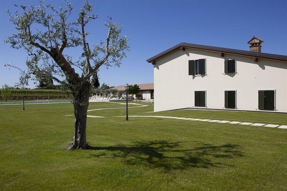Relais Corte Pontigliardo Colà Esterno foto