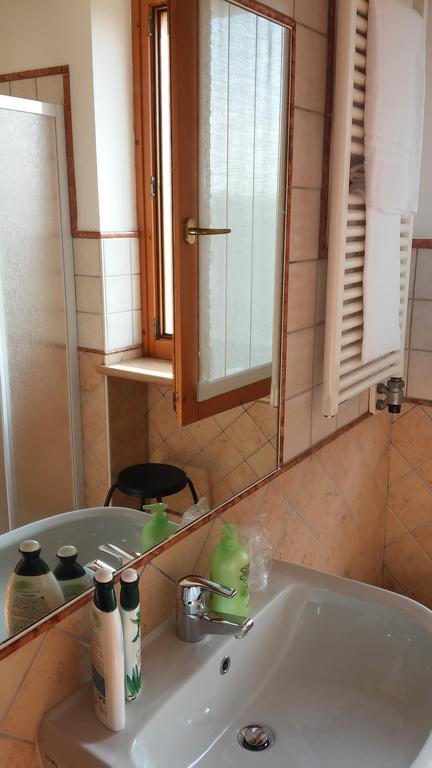 Relais Corte Pontigliardo Colà Esterno foto