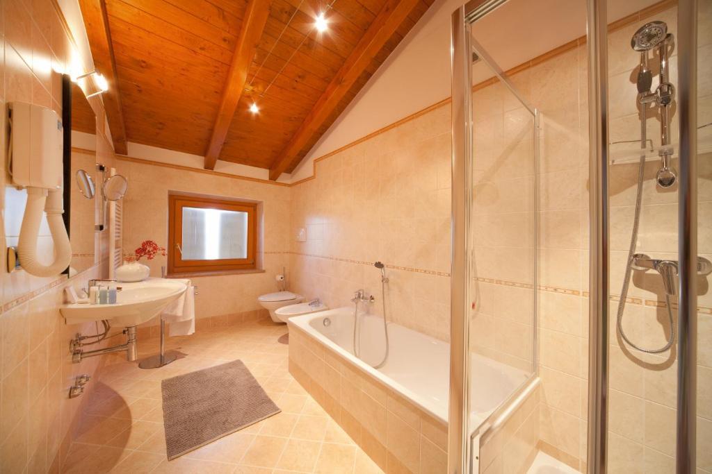 Relais Corte Pontigliardo Colà Camera foto